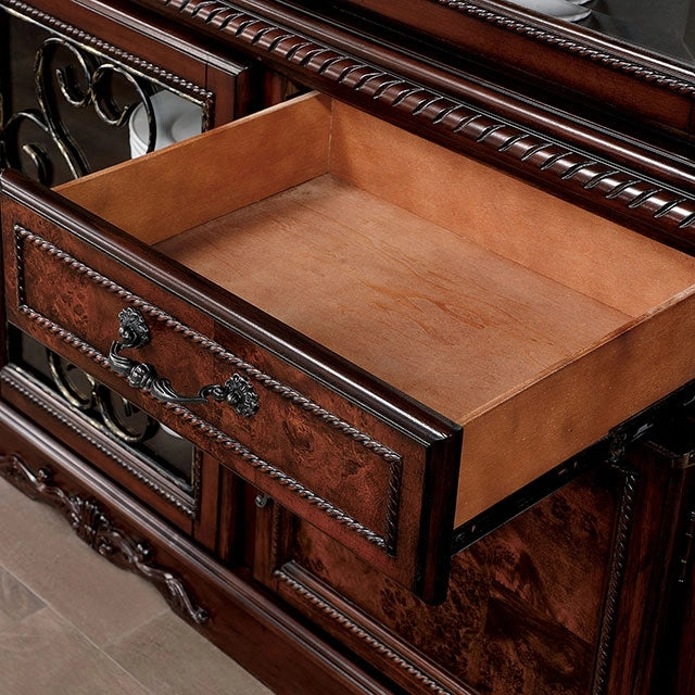 Picardy Hutch & Buffet