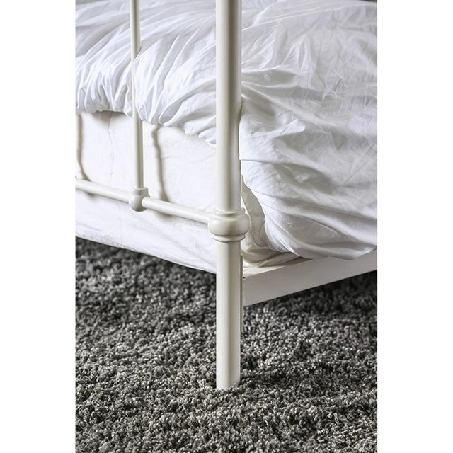 Iria E.King Bed